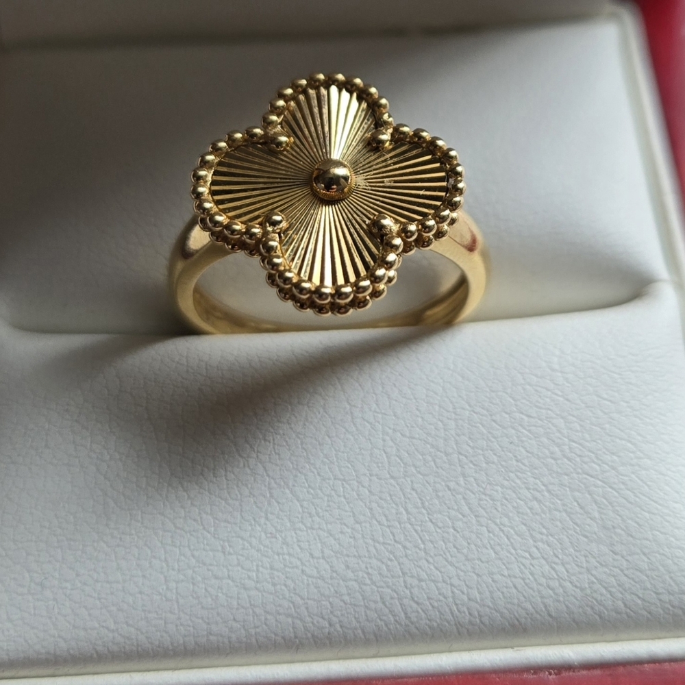 18karats Solid Real Gold Elegant Flower Ring